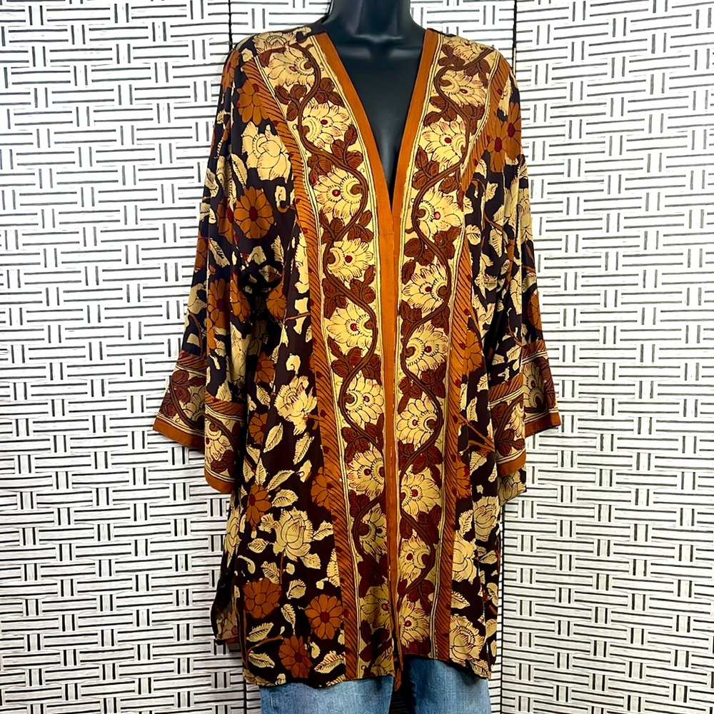 Soft Surroundings, boho women’s blousy kimono style shrug. - Picture 2 of 14